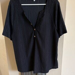 Black v neck top, 1X